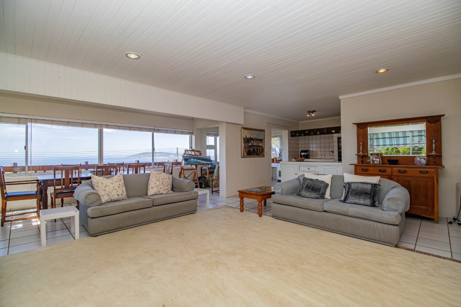 3 Bedroom Property for Sale in Upper Robberg Western Cape